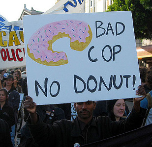 Хакеры взломали сайт Вашингтона из-за любви полицейских к пончикам